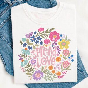 Spread love boho floral Tee